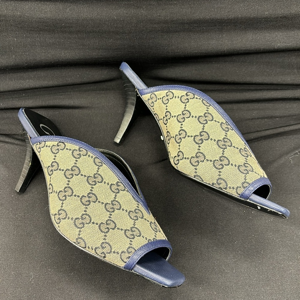 Gucci 2022 Supreme Crystal GG Monogram Heeled Mules, size 39 new without tags. - Picture 8 of 10